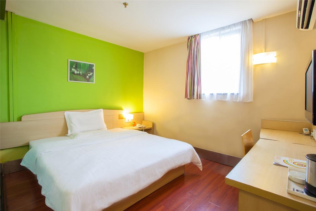 7Days Inn Changchun Renmin Avenue Pingquan Road Exteriör bild